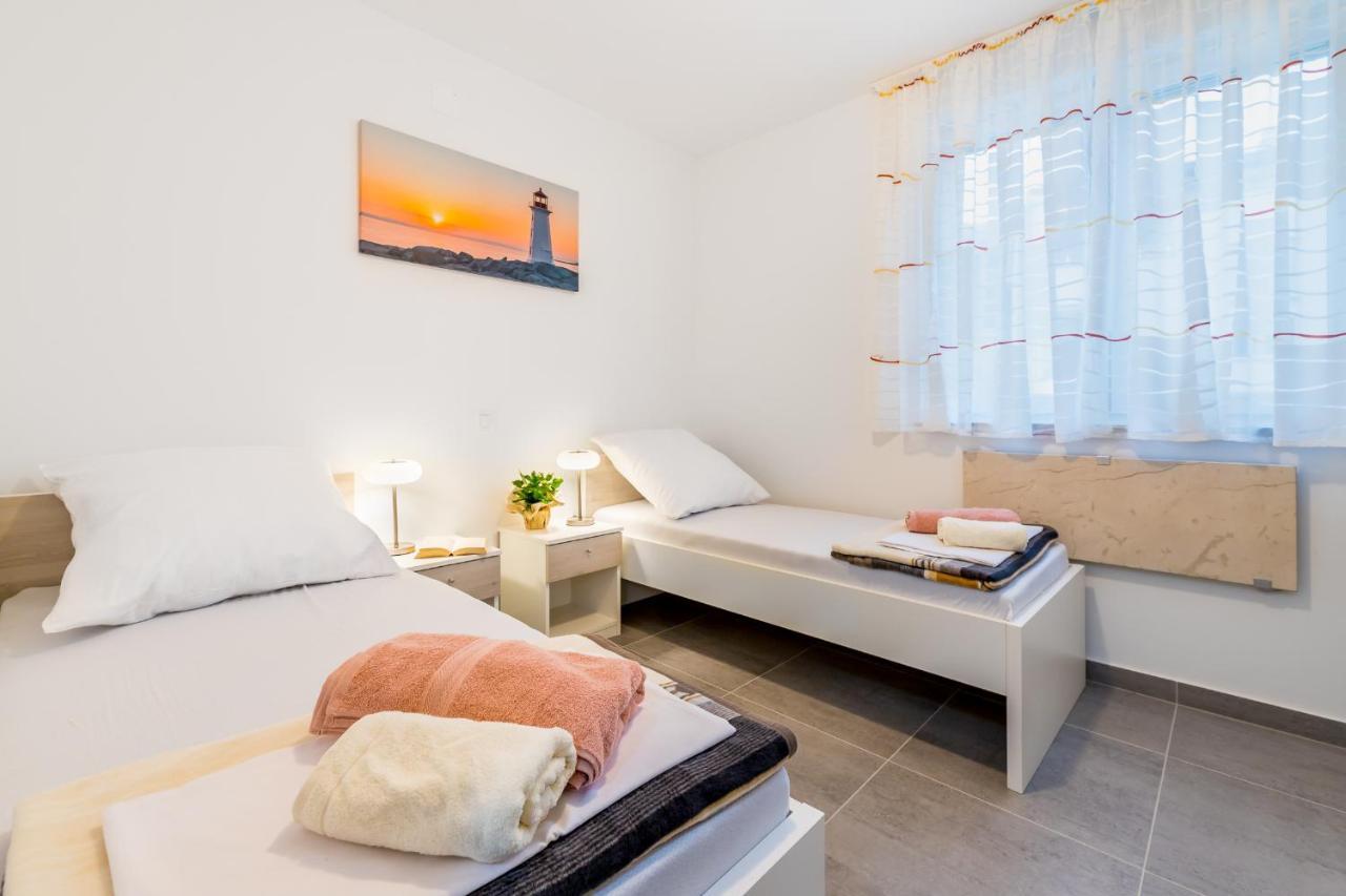 Apartment Lana Baska  Exterior photo